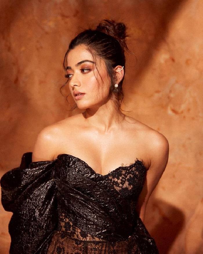 rashmika mandanna_teluguvox 2